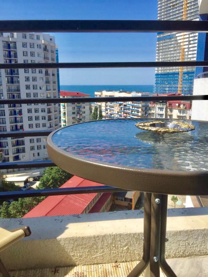 Pirosmani 18D, 12 Floor Apartment บาทูมิ ภายนอก รูปภาพ
