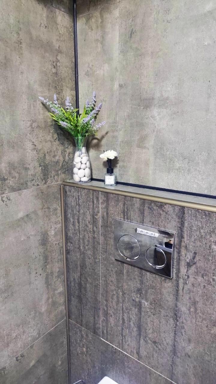 Pirosmani 18D, 12 Floor Apartment บาทูมิ ภายนอก รูปภาพ